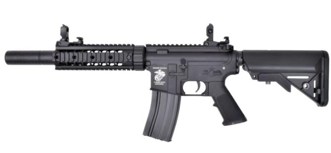 DBoys M4 7" Spec Ops E.T.U mit Silencer 3881-UP Black 0,5 Joule AEG